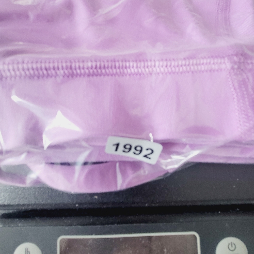 Lululemon Energy Sport Bra Size 6 - Picture 10 of 11
